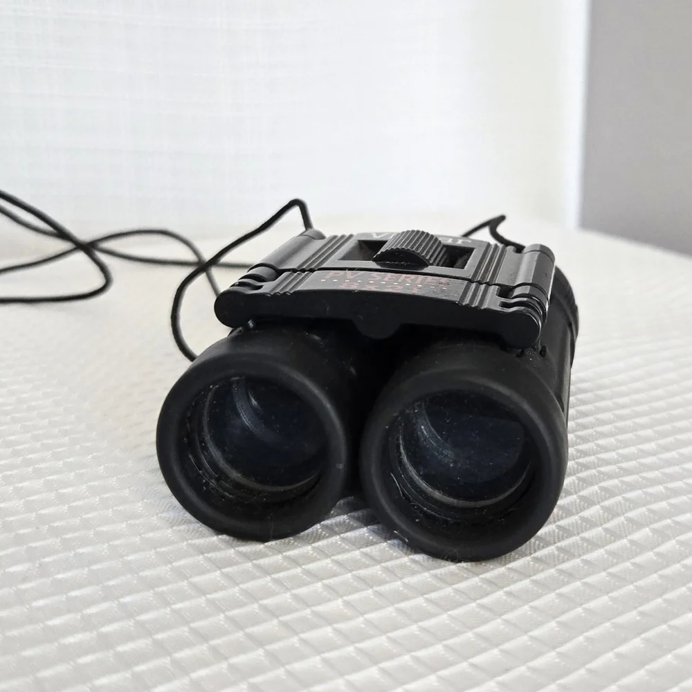Vivitar PV Series Folding Binoculars 8x21 Compact Sight Seeing Bird Watching